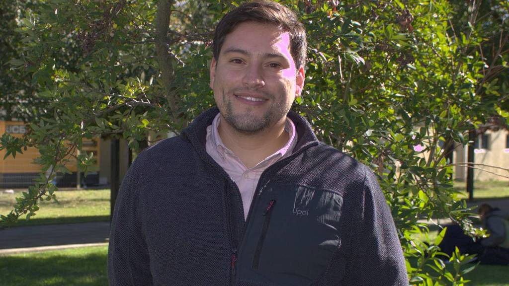 Bioquímico Claudio Rojas fue premiado por la RedGT en la categoría