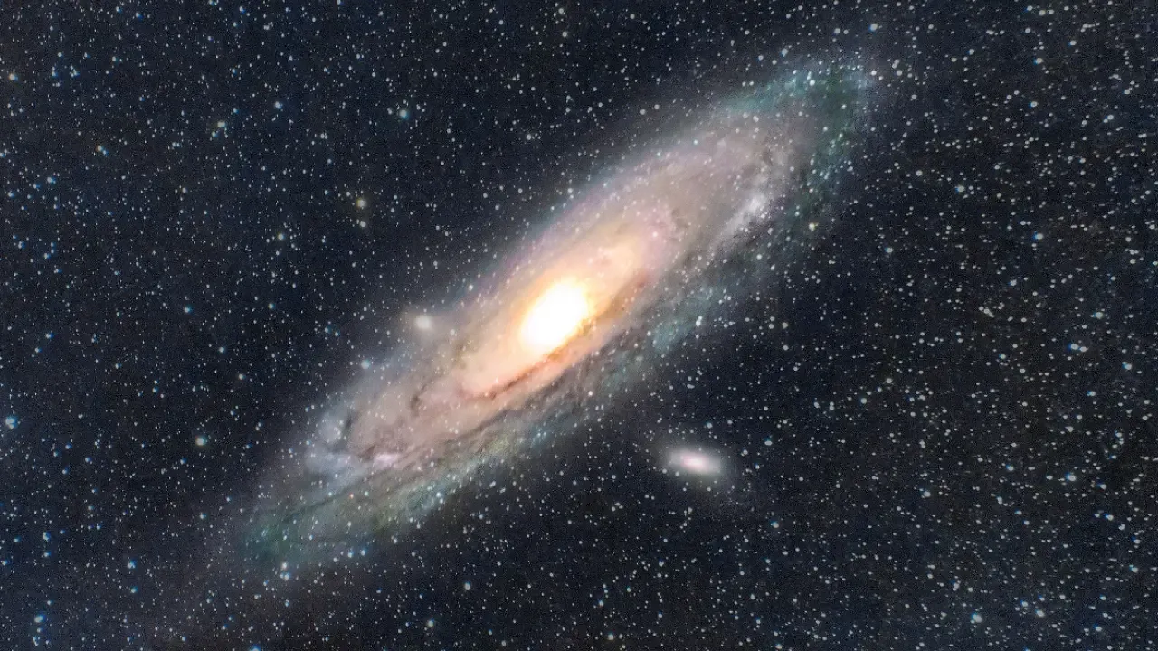 Eduardo Ibar: “Es un estudio que describe galaxias que nunca imaginamos poder detectar”